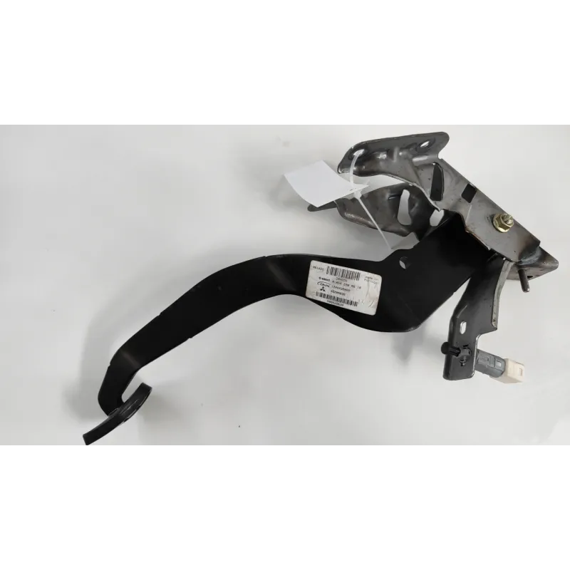 PEDALE FRENO MITSUBISHI COLT 7A SERIE (06/04-12/09) 1.1 12V BER. 3P/B/1124CC