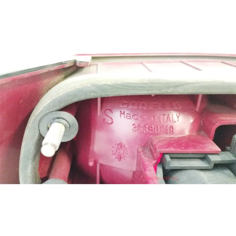 FANALE POST. PARTE EST. SX. ALFA ROMEO 145 (03/99-12/01) 1.4 T. SPARK BER. 3P/B/1370CC