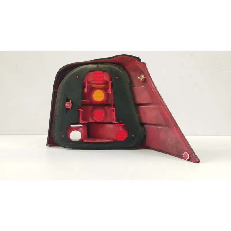 FANALE POST. SX. VOLKSWAGEN GOLF (1J) (09/97-03/06) 1.4 16V BER. 3P/B/1390CC