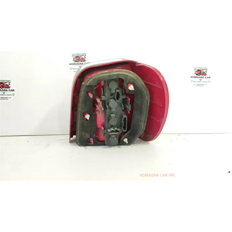 FANALE POST. SX. VOLKSWAGEN POLO 3A SERIE (11/94-09/01) 1.0 CAT BER. 3P/B/999CC