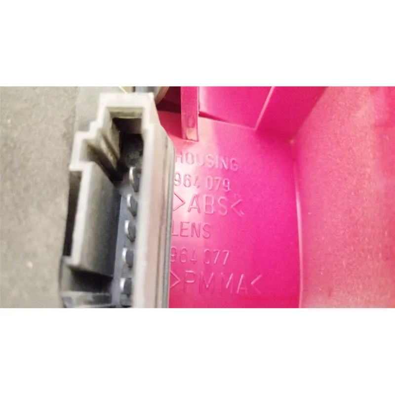 FANALE POST. SX. VOLKSWAGEN POLO 3A SERIE (11/94-09/01) 1.0 CAT BER. 3P/B/999CC