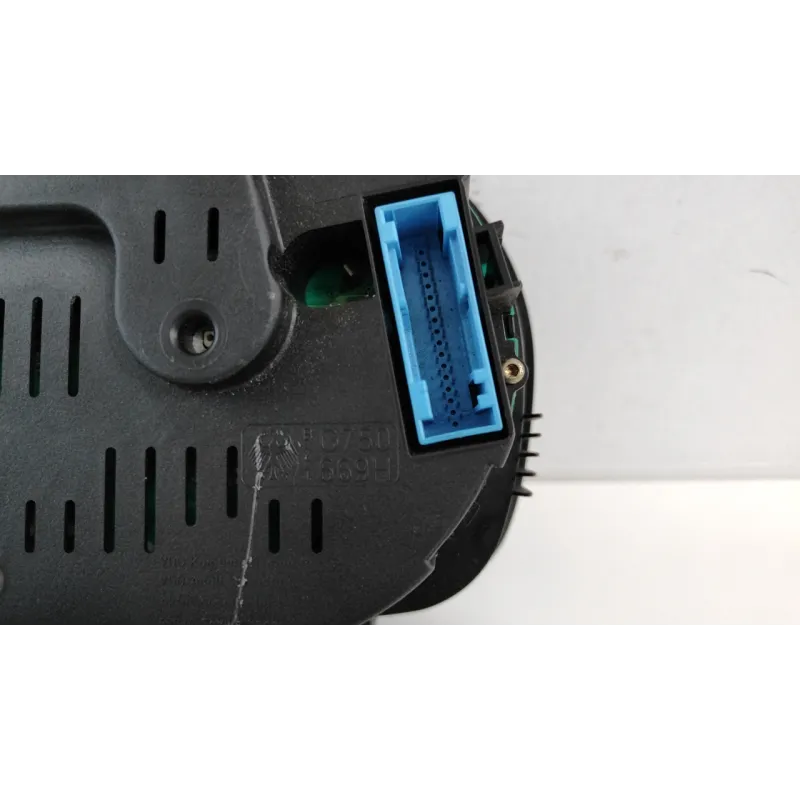 QUADRO STRUMENTI COMPL. VOLKSWAGEN GOLF (1J) (09/97-03/06) 1.9 TDI (110KW) BER. 5P/D/1896CC