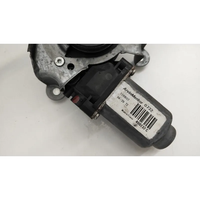 ALZACRISTALLO ELETTR. PORTA ANT. CON SX. RENAULT CLIO 2A SERIE (05/01-11/10) 1.2 16V BER. 5P/B/1149CC