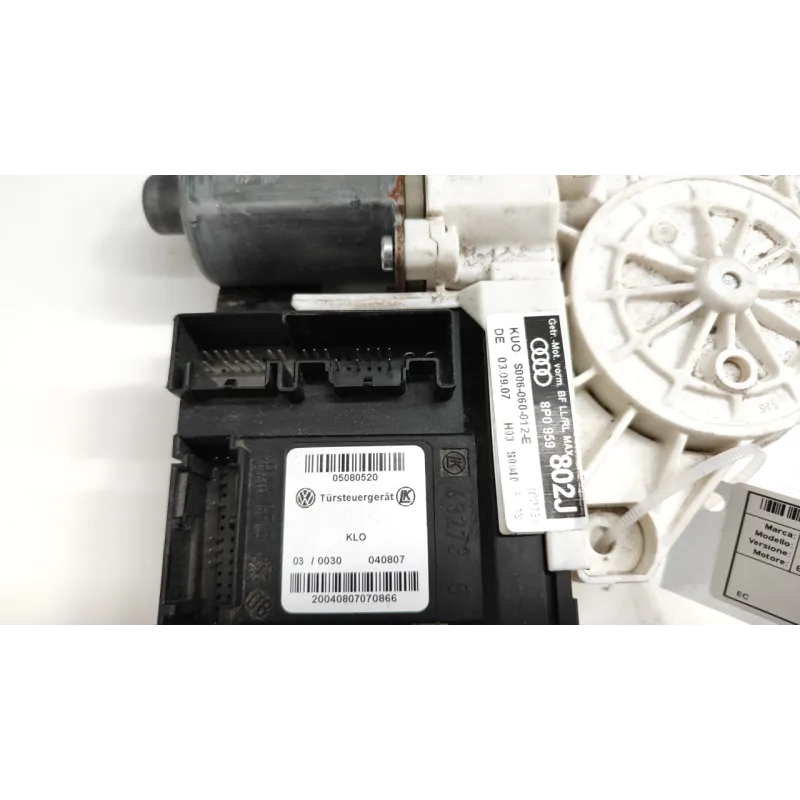 MOTORINO ALZACRISTALLO PORTA ANT. DX. AUDI A3 (8P) (04/03-06/10) 1.9 TDI BER. 5P/D/1896CC