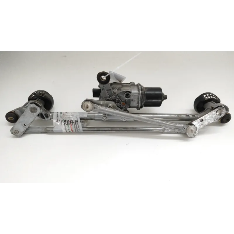 MECCANISMO TERGIPARABREZZA CON MOTORINO NISSAN QASHQAI (J11E) (01/14-03/18) 1.5 DCI SUV 5P/D/1461CC