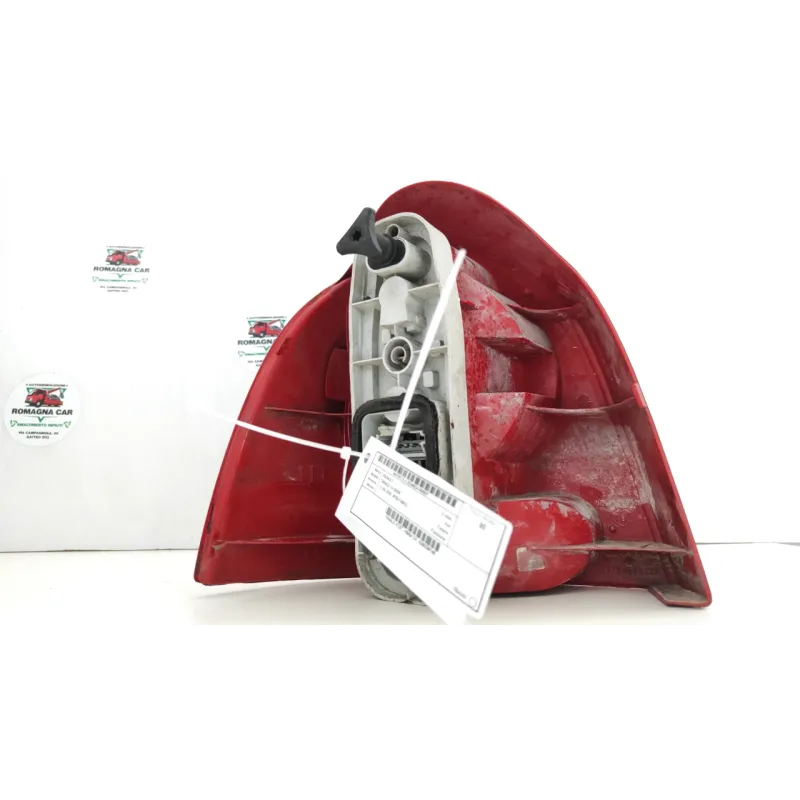 FANALE POST. -09/04 DX. RENAULT TWINGO 1A SERIE (08/98-09/07) 1.2 16V BER. 3P/B/1149CC
