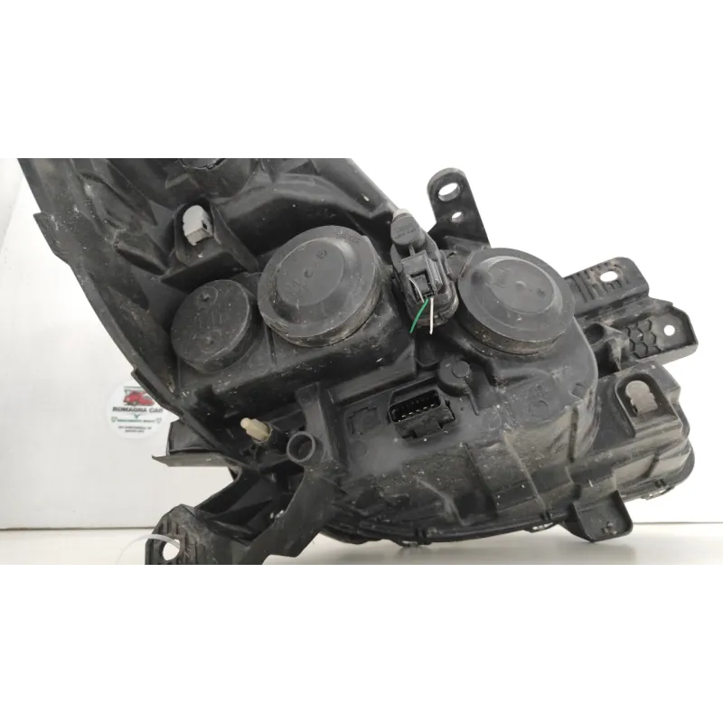 PROIETTORE SX. RENAULT CLIO 3A SERIE (07/05-05/09) 1.2 16V (48KW) BER. 5P/B/1149CC