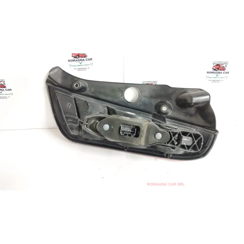 FANALE POST. SX. LANCIA YPSILON (TE) (06/03-09/06) 1.2 16V ARGENTO BER. 3P/B/1242CC