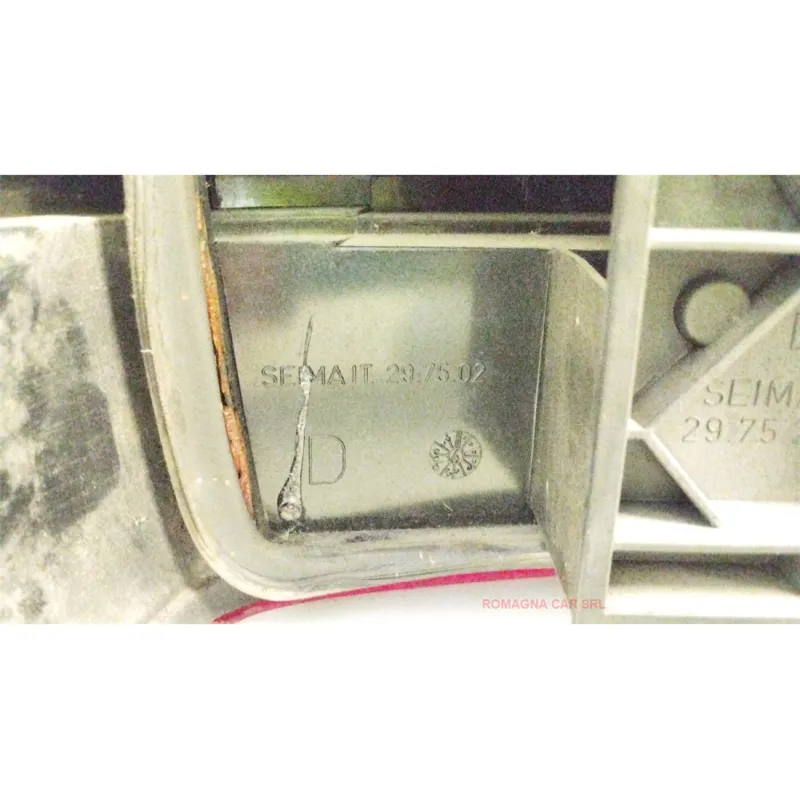 FANALE POST. DX. LANCIA THEMA (09/92-12/94) 2.0 16V BER. 4P/B/1995CC.