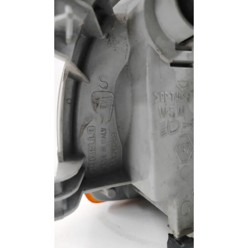 PROIETTORE SX. RENAULT TWINGO 1A SERIE (10/92-08/98) 1.1 BER. 3P/B/1149CC