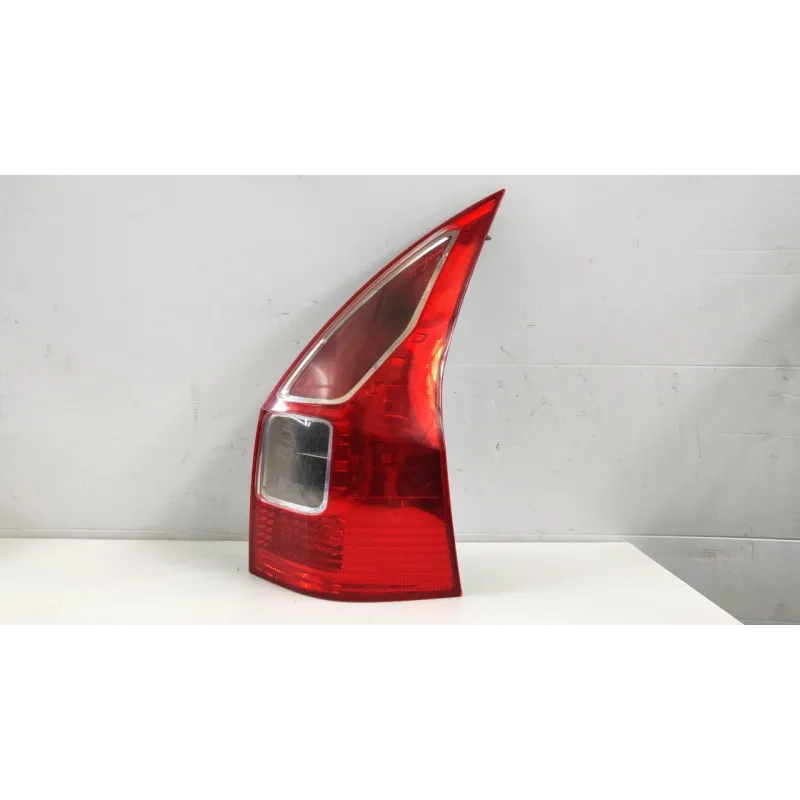 FANALE POST. DX. RENAULT MEGANE 2A SERIE (02/06-08/09) 1.4 16V (72KW) BER. 5P/B/1390CC