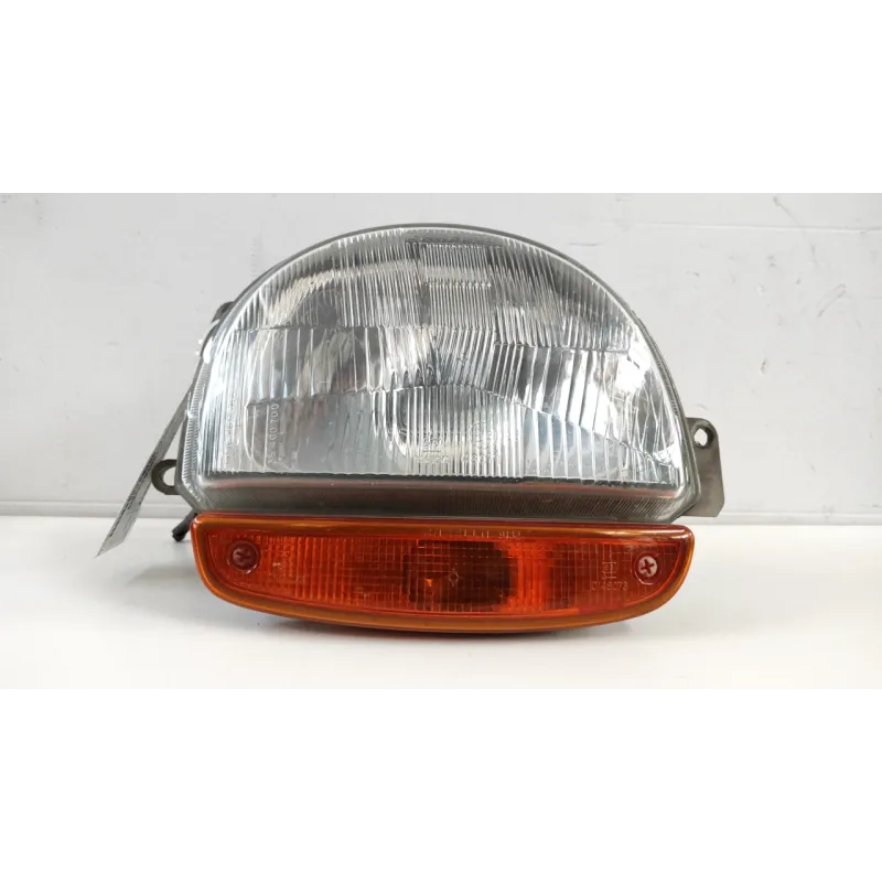 PROIETTORE DX. RENAULT TWINGO 1A SERIE (10/92-08/98) 1.1 BER. 3P/B/1149CC