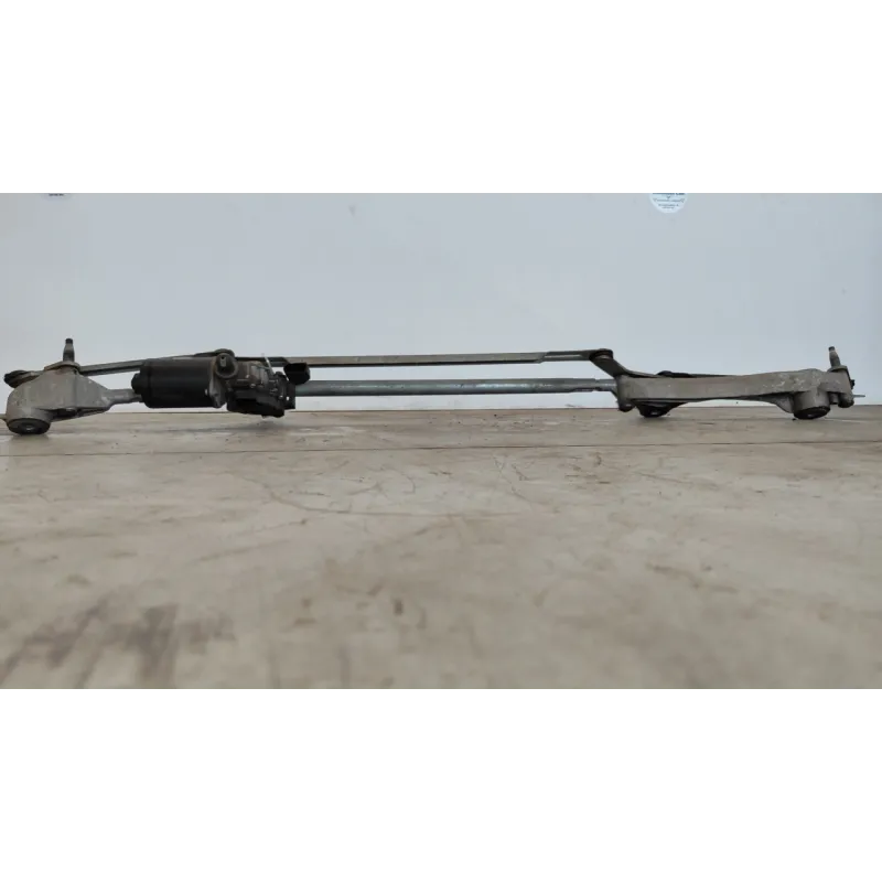 MECCANISMO TERGIPARABREZZA CON MOTORINO MERCEDES-BENZ CLASSE A (W/C169) (07/04-04/13 150/160 BER. 3P/B/1497CC