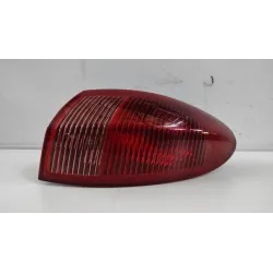 FANALE POST. PARTE EST. DX. ALFA ROMEO 147 (W8) (08/00-01/06) 1.9 JTD 16V DISTINCTIVE BER. 3P/D/1910CC