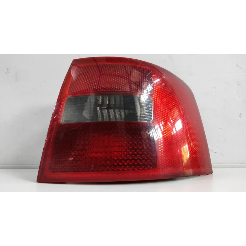 FANALE POST. DX. AUDI A6 (4B) (05/01-01/05) 1.8 TURBO QUATTRO BER. 4P/B/1781CC
