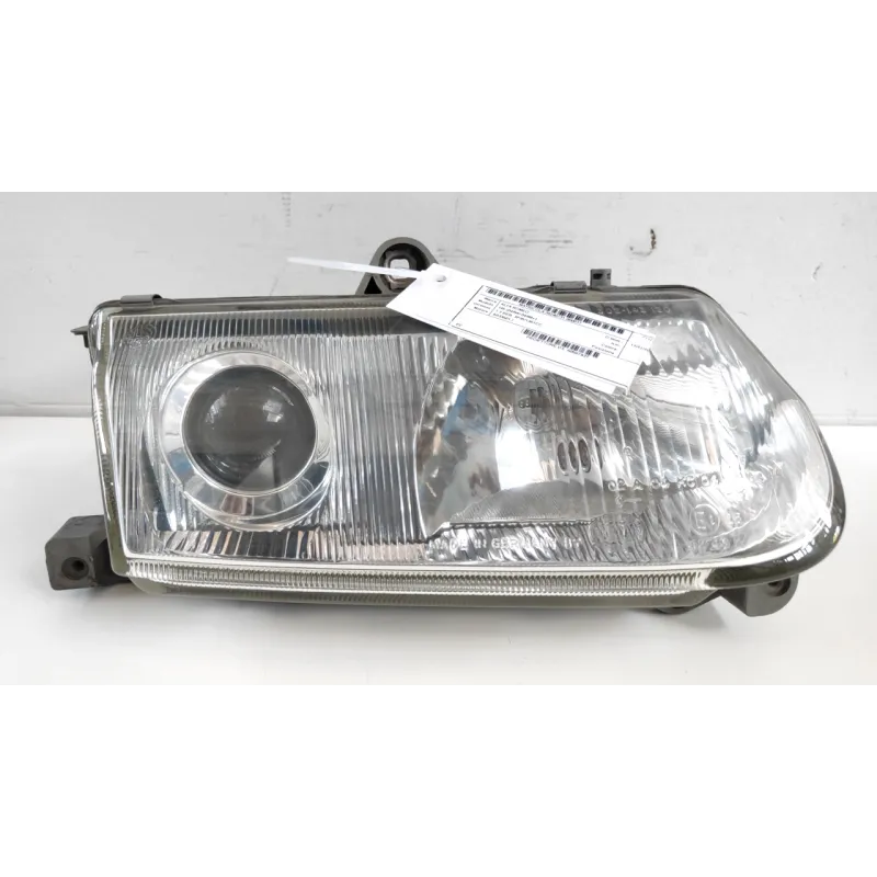 PROIETTORE DX. ALFA ROMEO 145 (04/94-04/99) 1.3 BER. 3P/B/1351CC