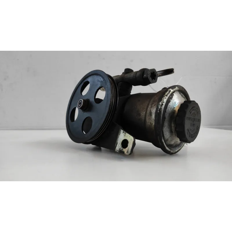 POMPA SERVOSTERZO TOYOTA COROLLA (06/97-03/02) 1.6 (79KW) BER. 5P/B/1587CC