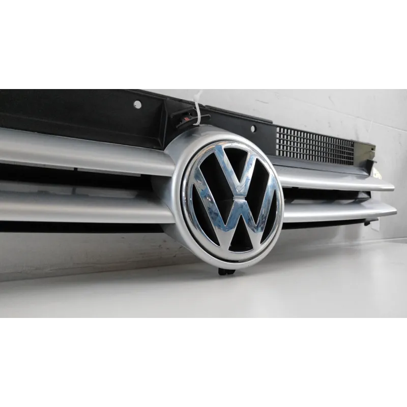 GRIGLIA VOLKSWAGEN GOLF (1J) (09/97-03/06) 1.6 16V BER. 3P/B/1598CC