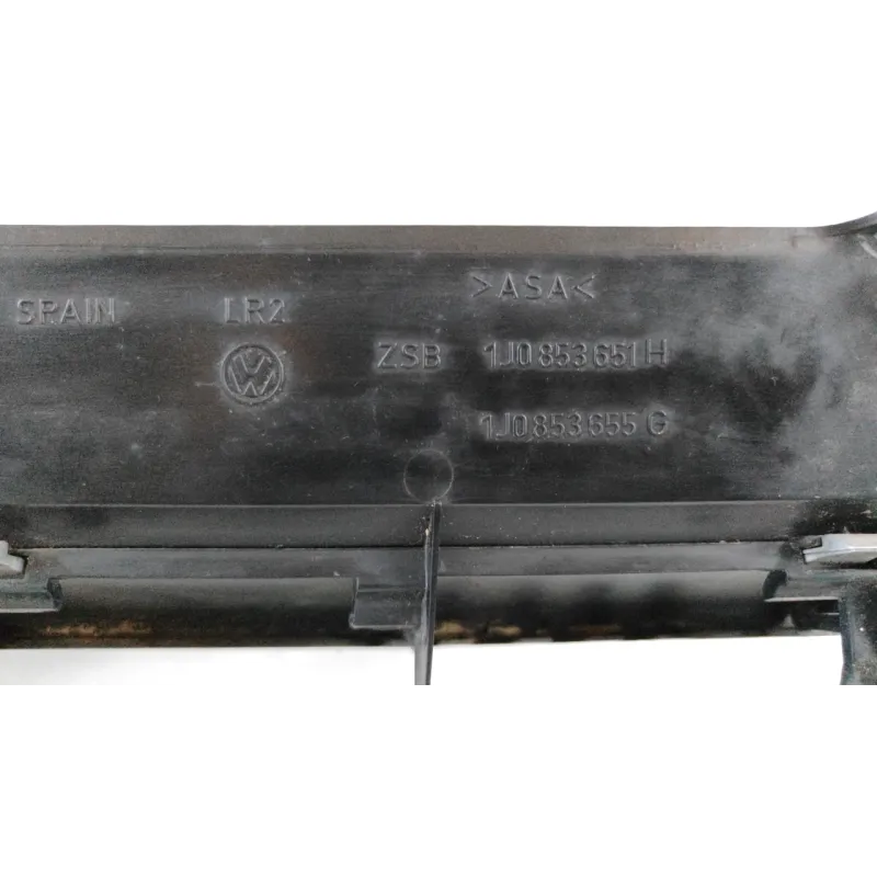 GRIGLIA VOLKSWAGEN GOLF (1J) (09/97-03/06) 1.6 16V BER. 3P/B/1598CC