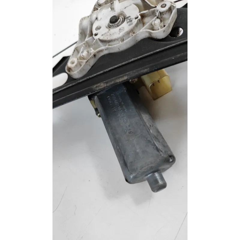 ALZACRISTALLO ELETTR. PORTA POST. DX. MERCEDES-BENZ CLASSE C (W/S203) (05/00-12/07 180 EVO SW 5P/B/1998CC
