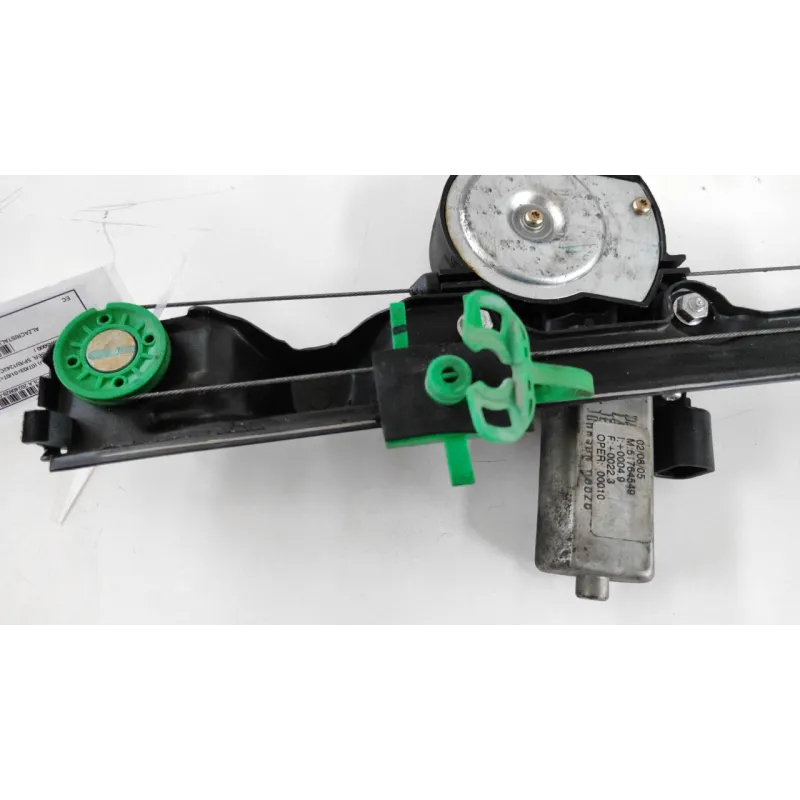 ALZACRISTALLO ELETTR. PORTA ANT. C/M DX. FIAT PUNTO (2U) (07/03-01/07) 1.2 16V BER. 5P/B/1242CC
