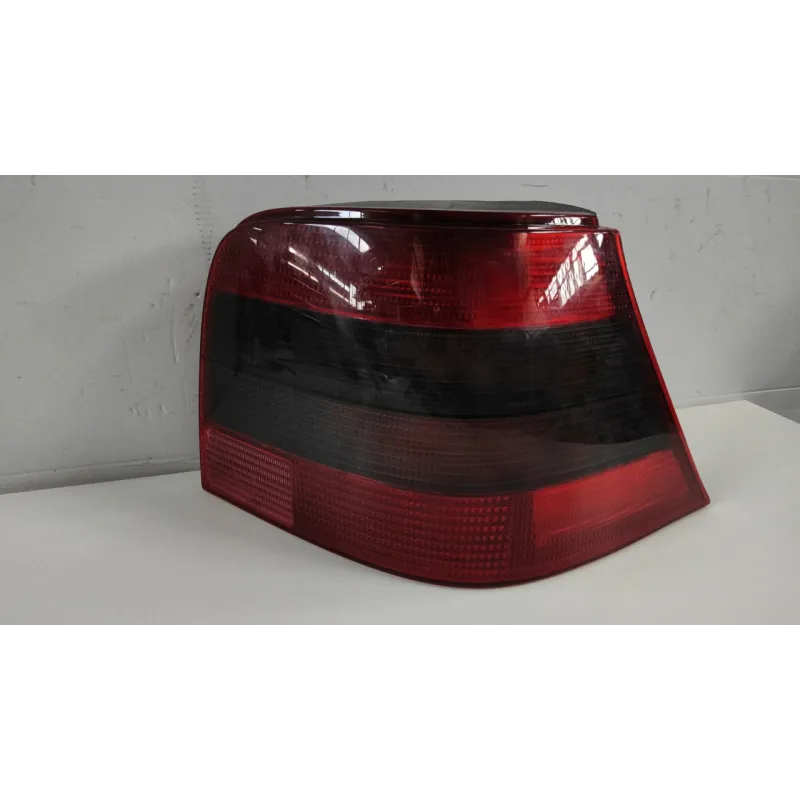 FANALE POST. DX. VOLKSWAGEN GOLF (1J) (09/97-03/06) 1.4 16V BER. 5P/B/1390CC