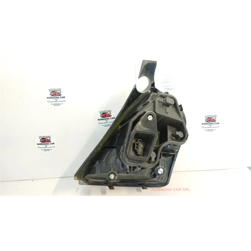 FANALE POST. SX. FIAT STILO (2V) (11/03-06/09) 1.4 16V ACTIVE BER. 3P/B/1368CC