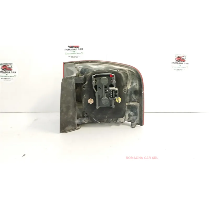 FANALE POST. PARTE EST. SX. FIAT STILO MULTIWAGON VAN (2V) (06/ 1.9 MJT 16V 150CV DYNAMIC VAN 5P/D/1910