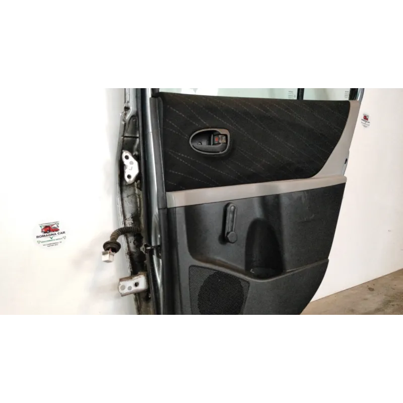 PORTA POST. DX. TOYOTA YARIS (11/05-02/12) 1.4 D-4D (FRP) BER. 5P/D/1364CC