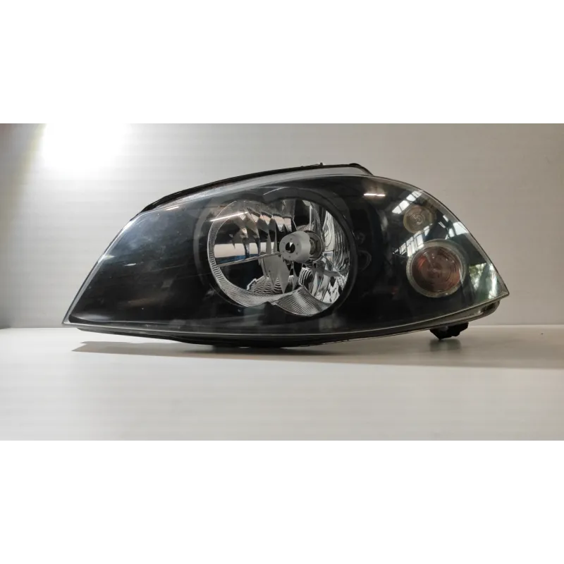 PROIETTORE SX. SEAT IBIZA (6L) (12/01-08/09) 1.4 TDI (51KW) BER. 3P/D/1422CC