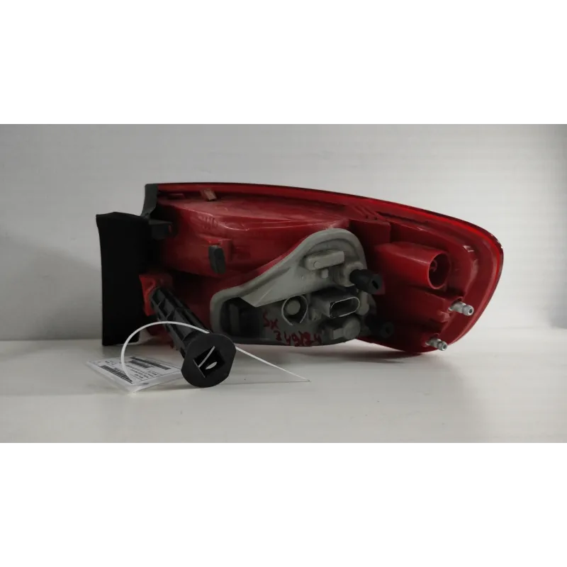 FANALE POST. PARTE EST. SX. AUDI A4 (8K) (09/07-03/13) 2.0 TDI FAP (105 KW) SW 5P/D/1968CC