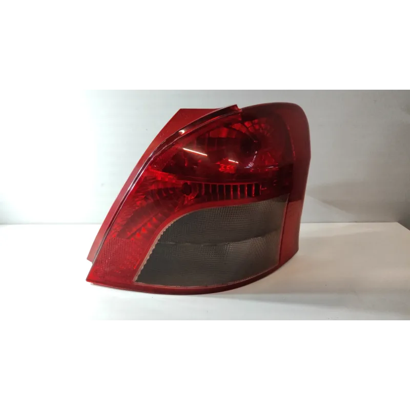 FANALE POST. DX. TOYOTA YARIS (11/05-02/12) 1.4 D-4D (FRP) BER. 5P/D/1364CC