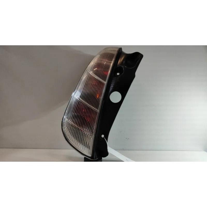 FANALE POST. SX. LANCIA YPSILON (TE) (09/06-12/08) 1.3 MJT (77KW) MOMO DES. BER.3P/D/1248CC