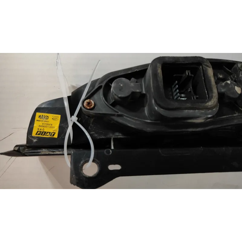 FANALE POST. DX. FIAT DOBLO CARGO (1W) (11/00-12/03 1.9 DIESEL FRG 4-5P/D/1910CC