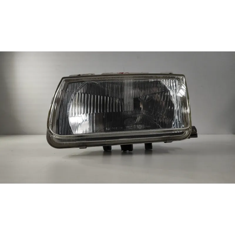 PROIETTORE SX. VOLKSWAGEN POLO 3A SERIE (11/94-09/01) 1.0I BER. 5P/B/999CC