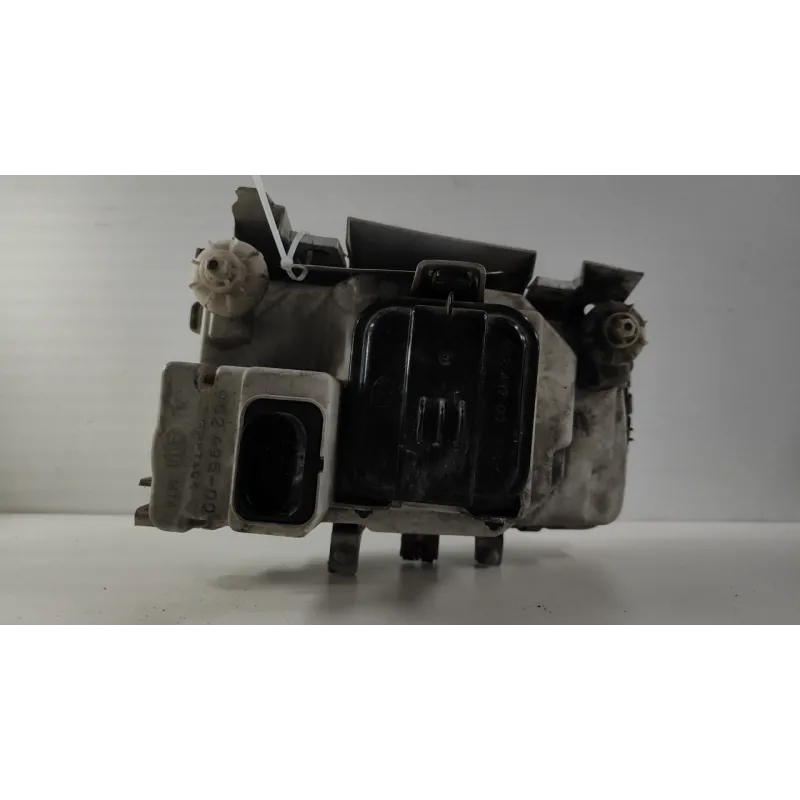 PROIETTORE SX. VOLKSWAGEN POLO 3A SERIE (11/94-09/01) 1.0I BER. 5P/B/999CC