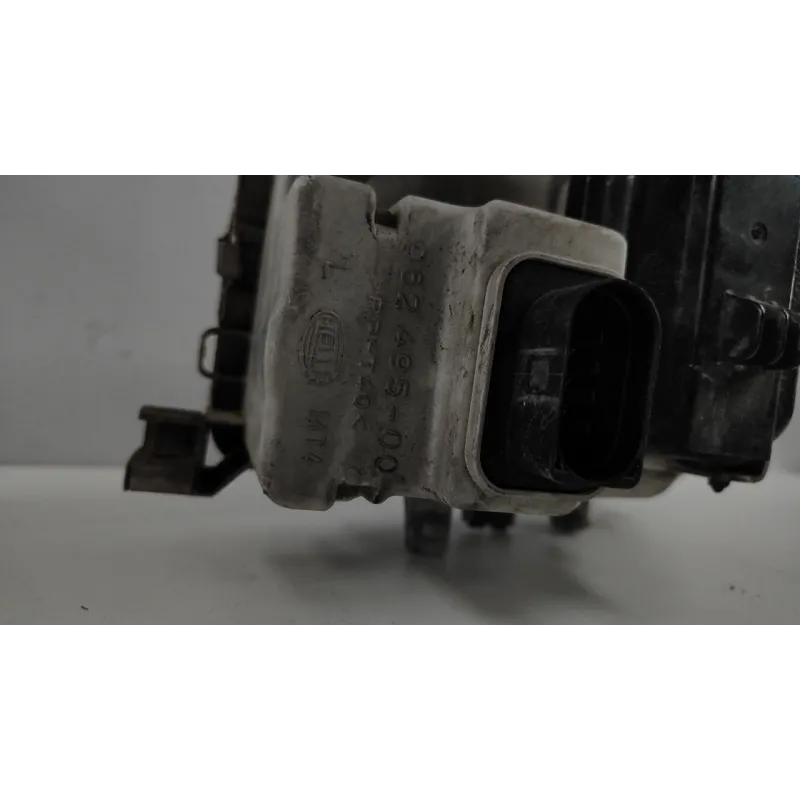 PROIETTORE SX. VOLKSWAGEN POLO 3A SERIE (11/94-09/01) 1.0I BER. 5P/B/999CC