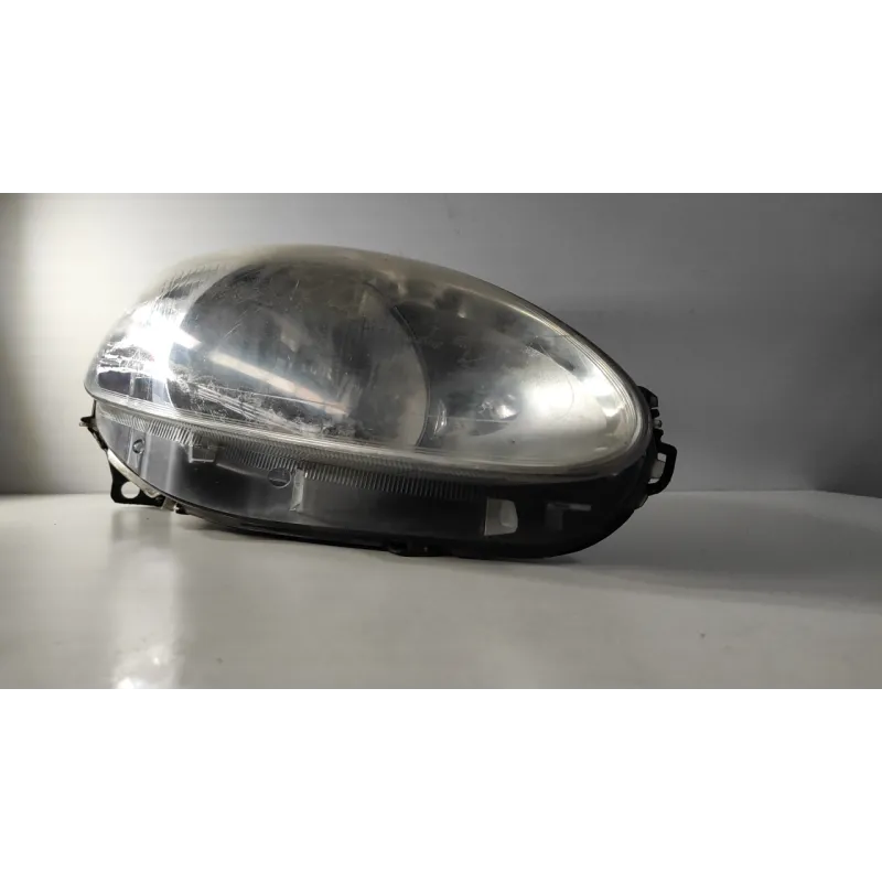 PROIETTORE DX. FIAT GRANDE PUNTO VAN (2Y) (01/06-0 1.3 MJT16V AC.VE(75CV) 4P.TI 5P/D/1248CC