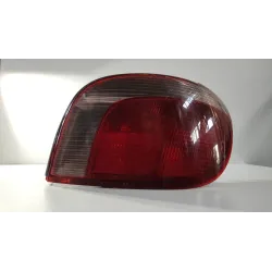 FANALE POST. 08/99-12/02 DX. TOYOTA YARIS (03/99-11/05)     (JPP) 1.0 16V (JPP) BER. 5P/B/998CC