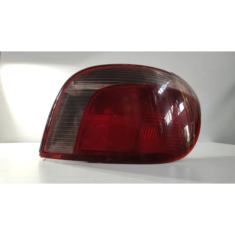 FANALE POST. 08/99-12/02 DX. TOYOTA YARIS (03/99-11/05)     (JPP) 1.0 16V (JPP) BER. 5P/B/998CC