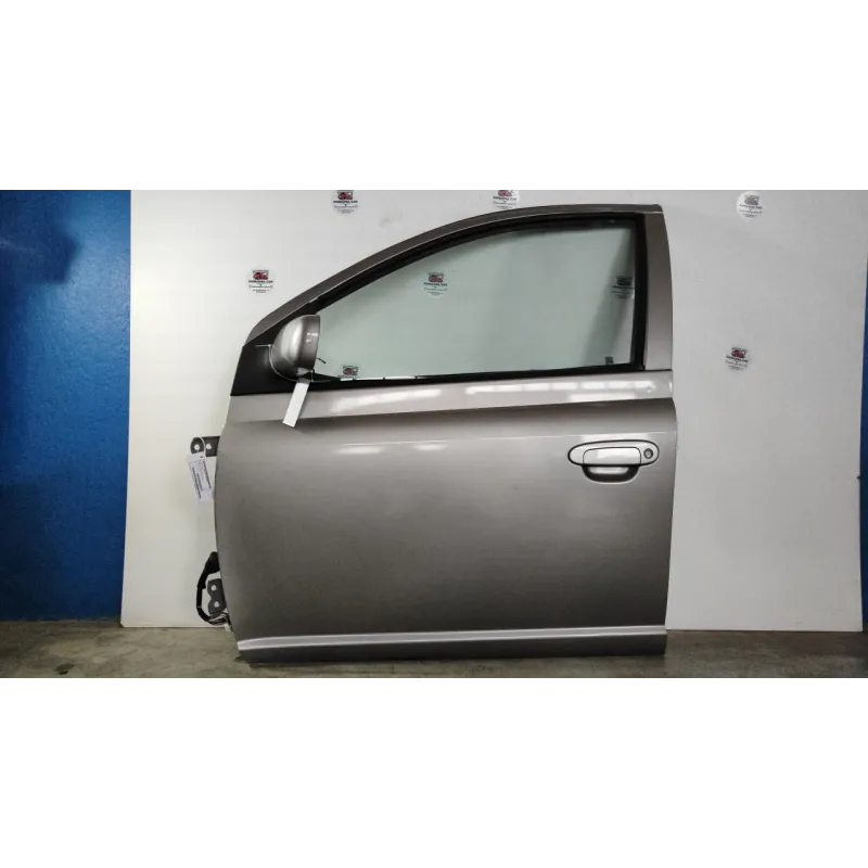 PORTA ANT. SX. TOYOTA YARIS (03/99-11/05)     (JPP) 1.4 D-4D (JPP) BER. 5P/D/1364CC