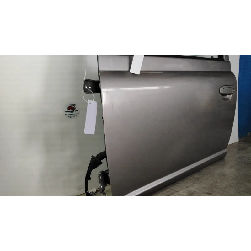 PORTA ANT. SX. TOYOTA YARIS (03/99-11/05)     (JPP) 1.4 D-4D (JPP) BER. 5P/D/1364CC