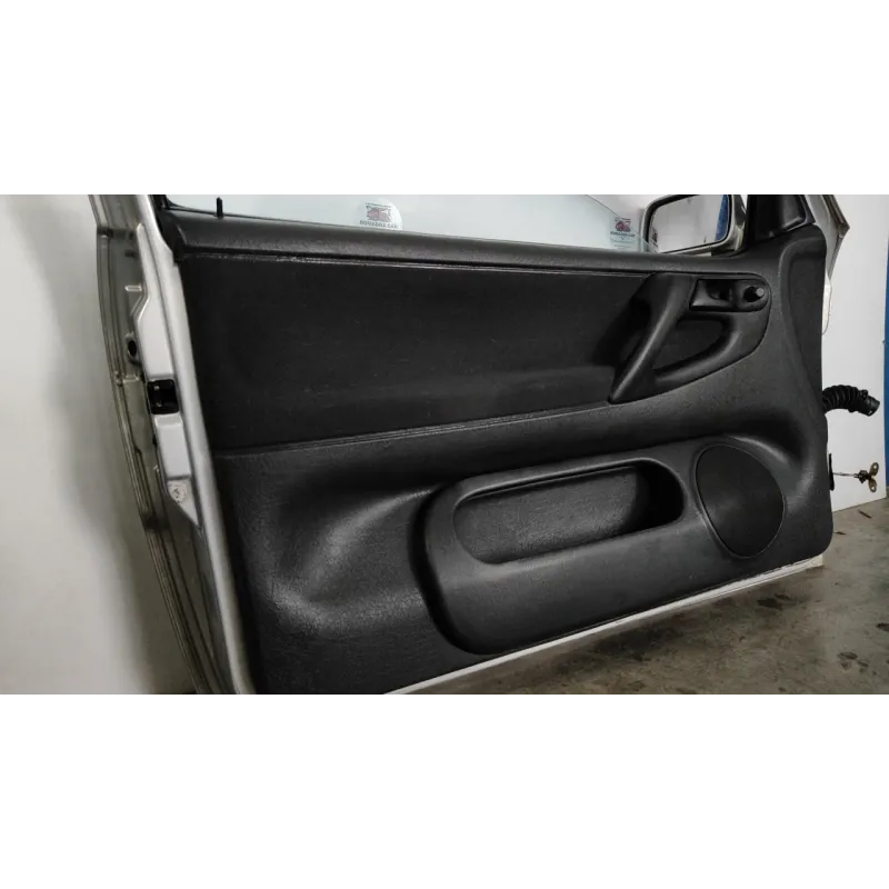 PORTA ANT. SX. VOLKSWAGEN POLO 3A SERIE (11/94-09/01) 1.0 CAT BER. 3P/B/999CC