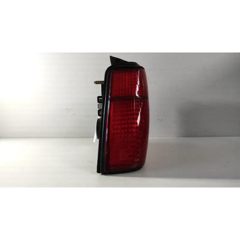 FANALE POST. PARTE EST. SX. ALFA ROMEO 155 (01/92-03/95) 1.7 TWIN SPARK BER. 4P/B/1748CC