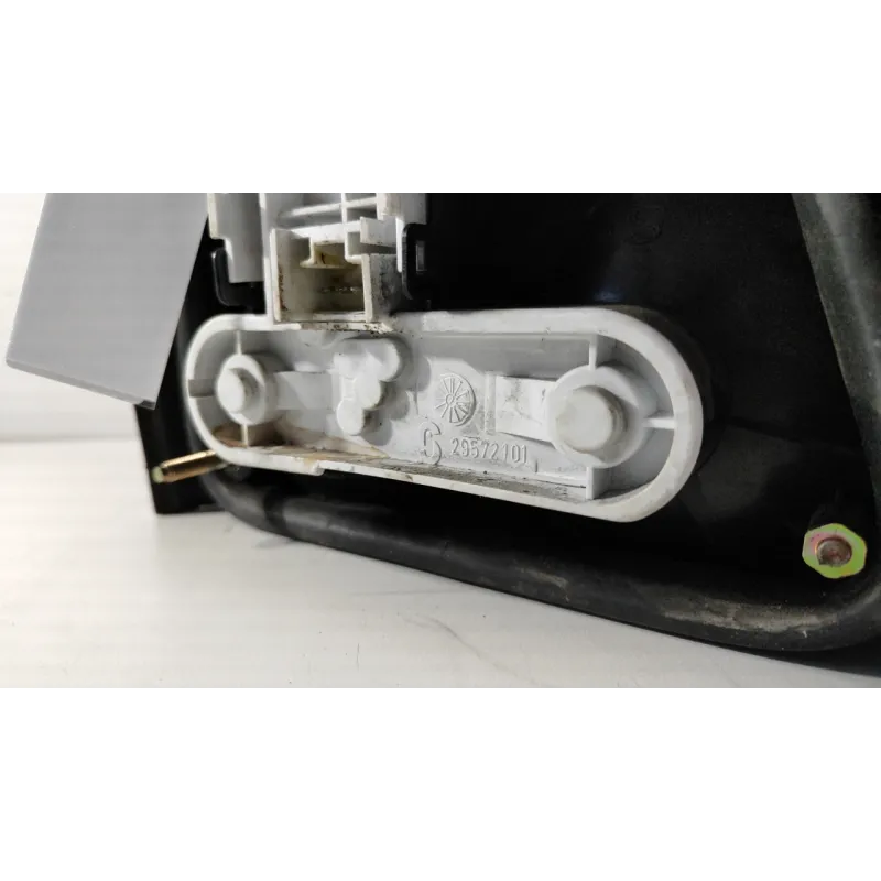 FANALE POST. PARTE EST. SX. ALFA ROMEO 155 (01/92-03/95) 1.7 TWIN SPARK BER. 4P/B/1748CC