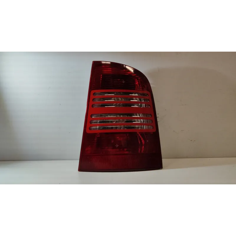 FANALE POST. 00 DX. SKODA OCTAVIA (1U) (05/97-07/04) 1.4 BER. 5P/B/1390CC