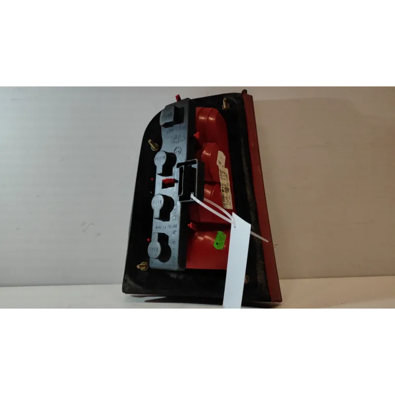 FANALE POST. 00 DX. SKODA OCTAVIA (1U) (05/97-07/04) 1.4 BER. 5P/B/1390CC