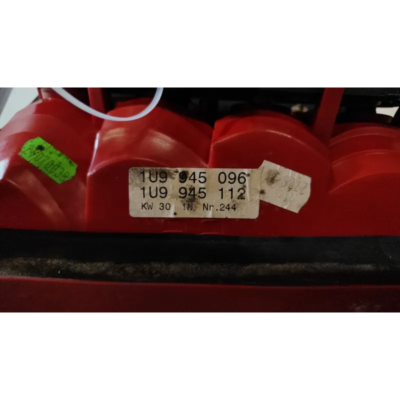 FANALE POST. 00 DX. SKODA OCTAVIA (1U) (05/97-07/04) 1.4 BER. 5P/B/1390CC