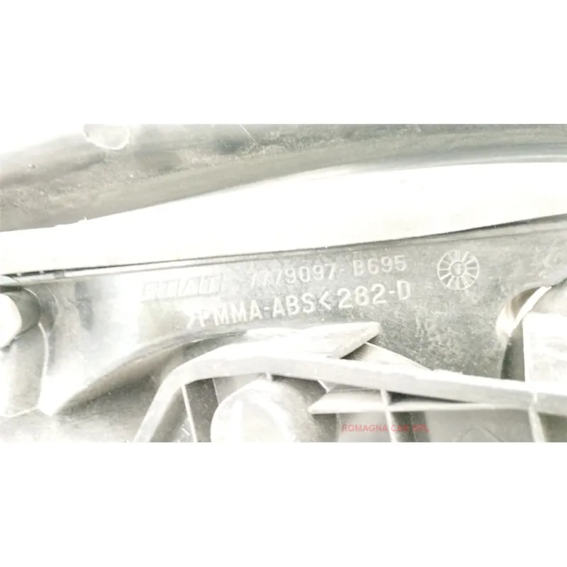 FANALE POST. DX. FIAT BRAVA (1M) (07/98-10/02) 100 16V AUT. SX BER. 5P/B/1581CC