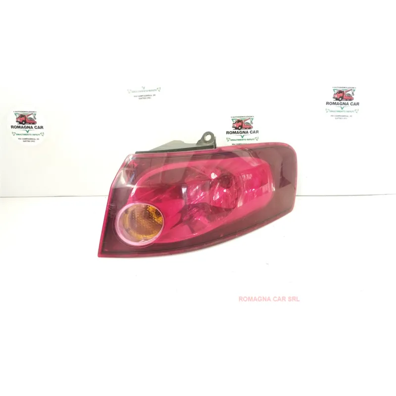 FANALE POST. PARTE EST. DX. FIAT CROMA (2T) (10/07-12/11) 1.8 MPI 16V ACTIVE SW 5P/B/1796CC